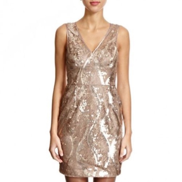 Adrianna Papell Dresses & Skirts - Adrianna Papell Gold Lace Sequin Cocktail Dress
